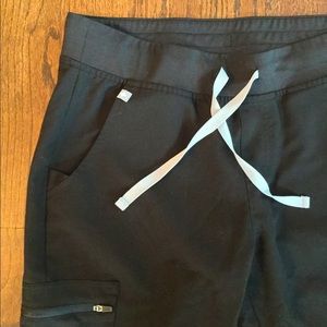 Women’s Figs Scrubs Joggers M/P